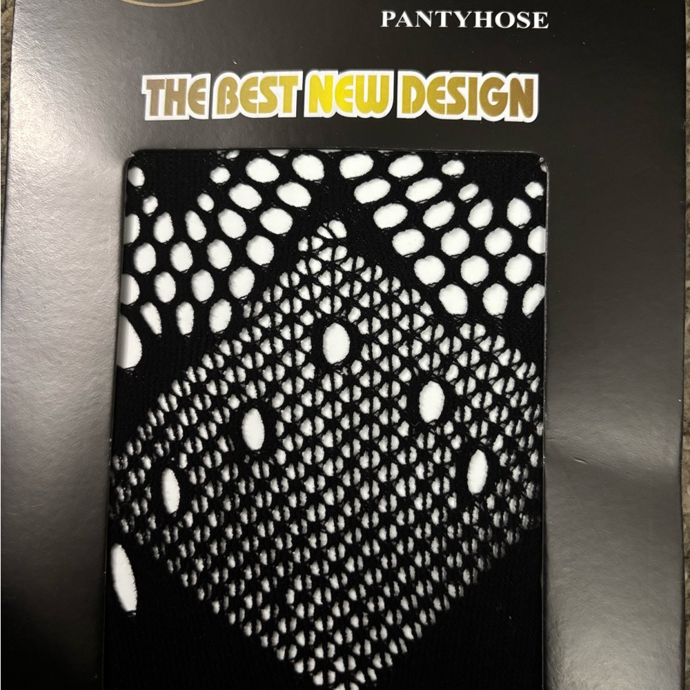Seamless Fishnet Fashion Pantyhose - Picture 2 of 3